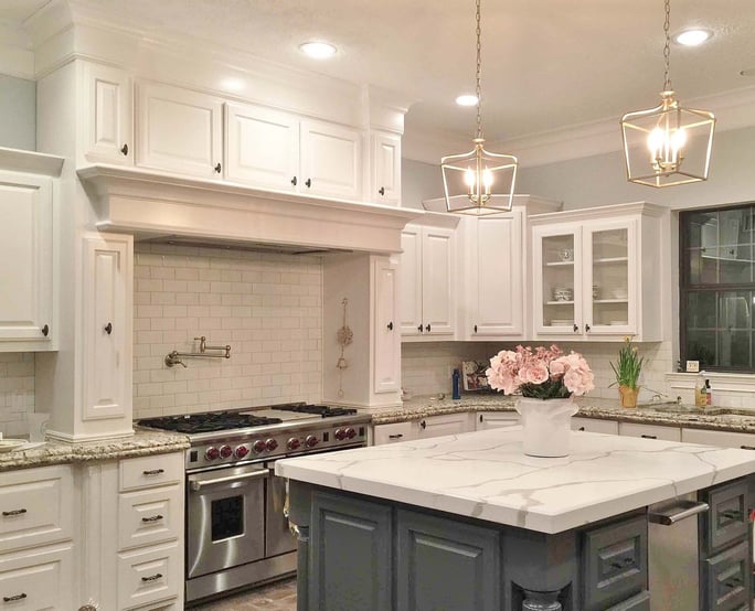 White+kitchen+with+new+island+countertop